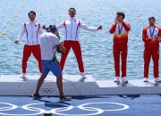 开云体育直播-赛艇队员在比赛中展现团队合作力量夺冠