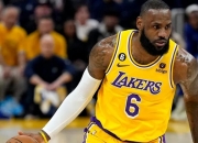 开云下载-瓦朗谢纳未能力挽狂澜，输掉关键比赛的简单介绍