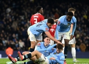 开云体育app-曼城客场不敌埃弗顿，领跑英超被追平
