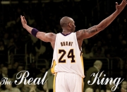 开云体育-开拓者对阵爵士，欧文关键节点连续得分，诠释巨星本色