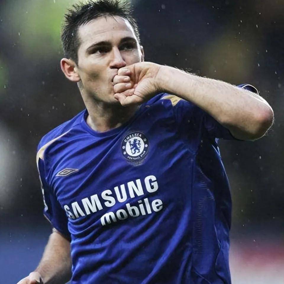 西汉姆联客场逆转桑德兰取得保级希望的简单介绍