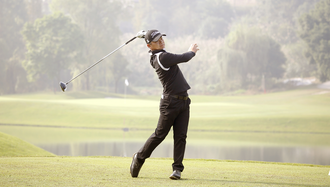 荷兰游泳冠军一鸣惊人，力压群雄夺得冠军的简单介绍