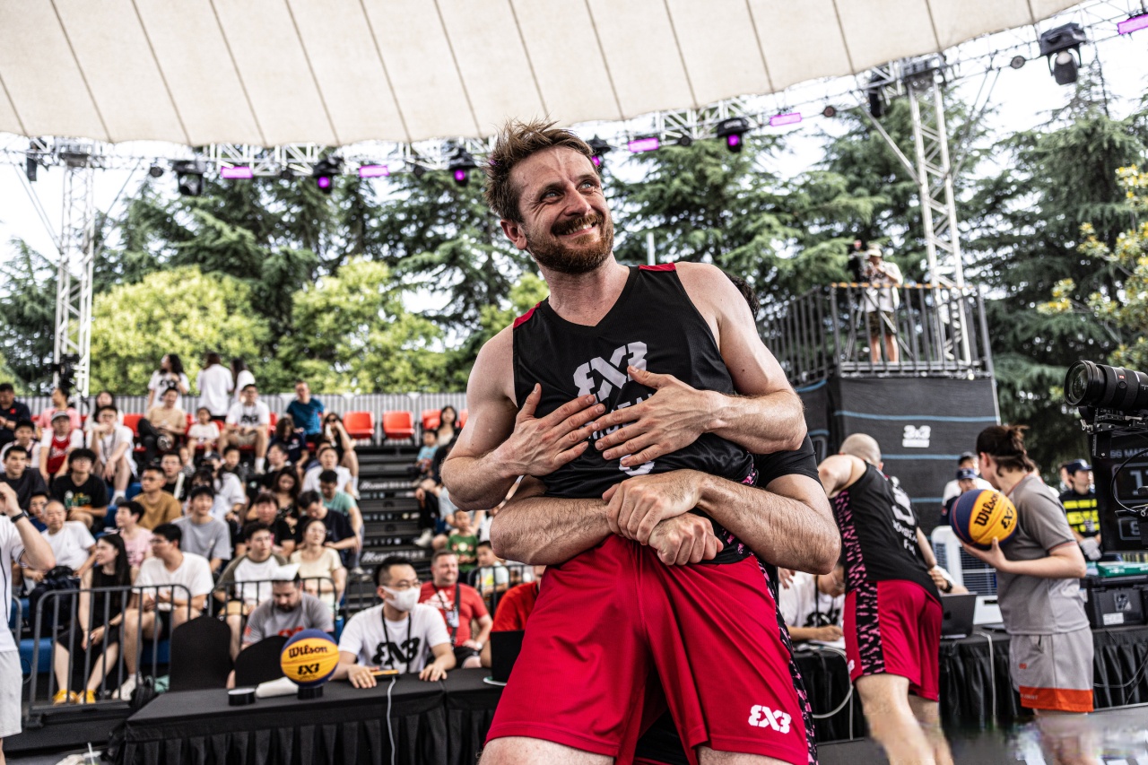 全球篮球爱好者共同期待比赛