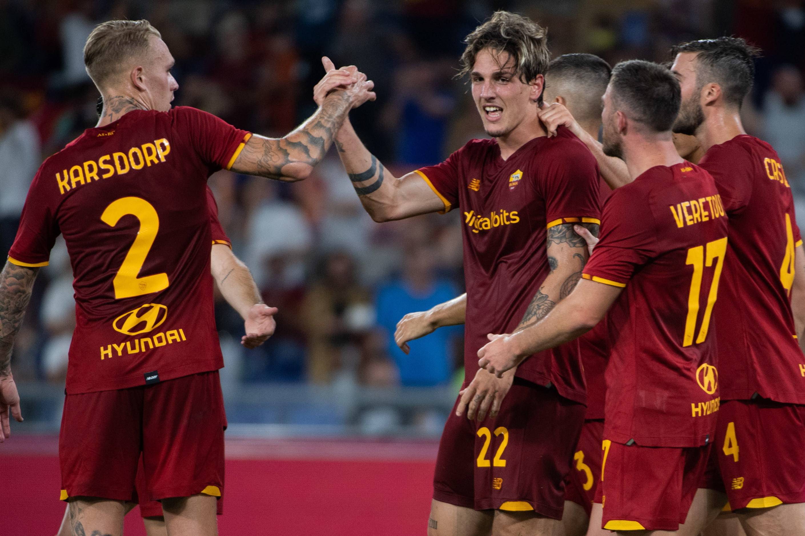 包含那不勒斯迎战罗马，激烈对抗的词条