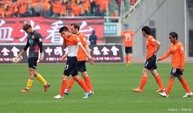 包含法超联赛连败失败，教练组调整排兵布阵的词条