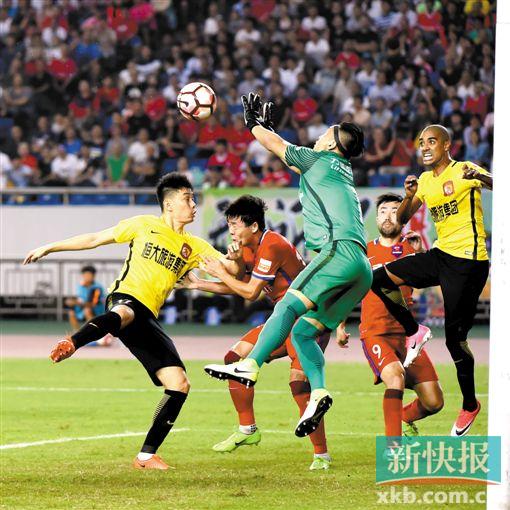 包含广州富力迎战重庆力帆，决心赢得比赛的词条