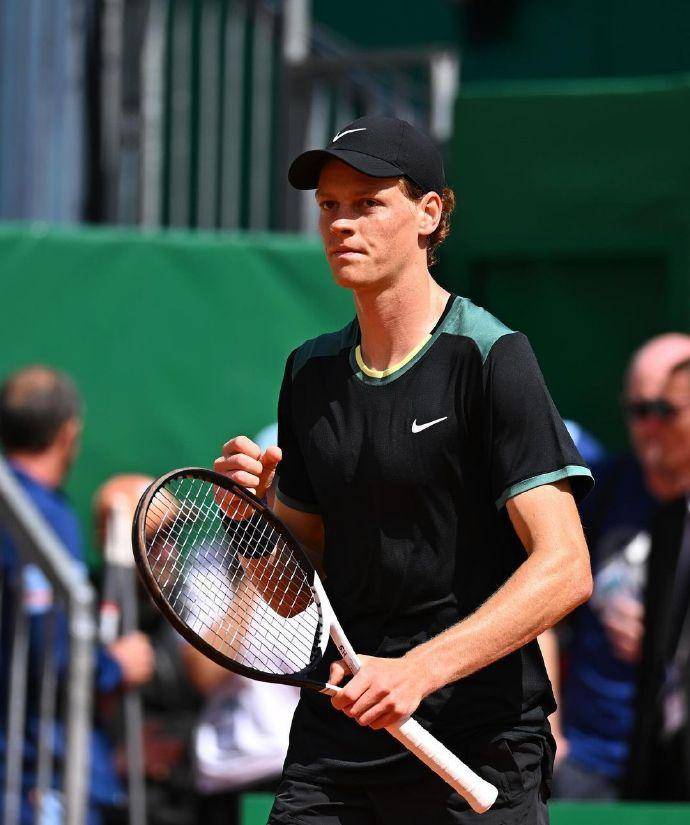 包含拉沃尔杯翻盘联合杯，辛纳状态火热的词条