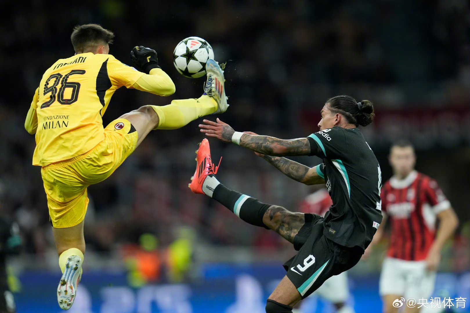 关于AC米兰绝地反击哥伦比亚，德利赫特爆发神勇的信息