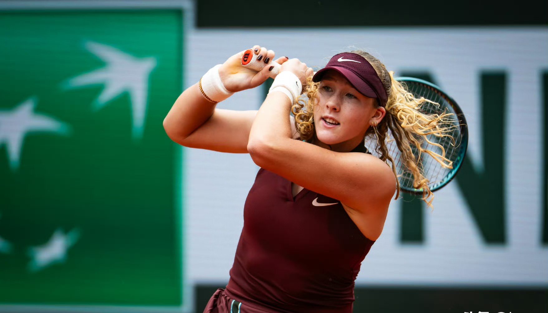 关于法国网球队绝地反击西班牙网球队，瓦林卡关键制胜的信息